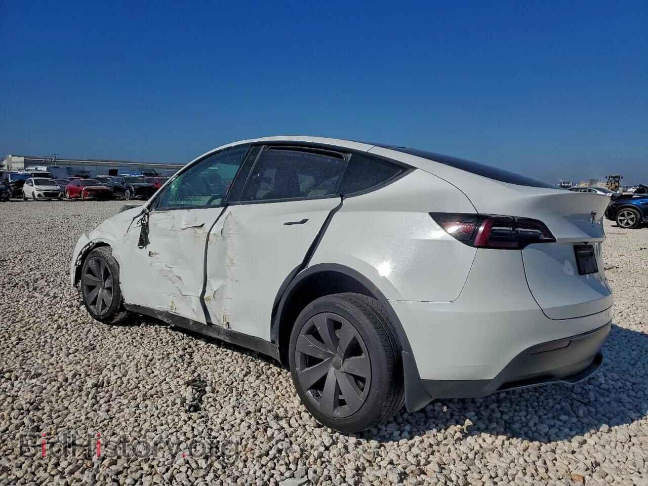 2023 TESLA MODEL Y - VIN: 7SAYGDEE1PF715863 - Фото 2