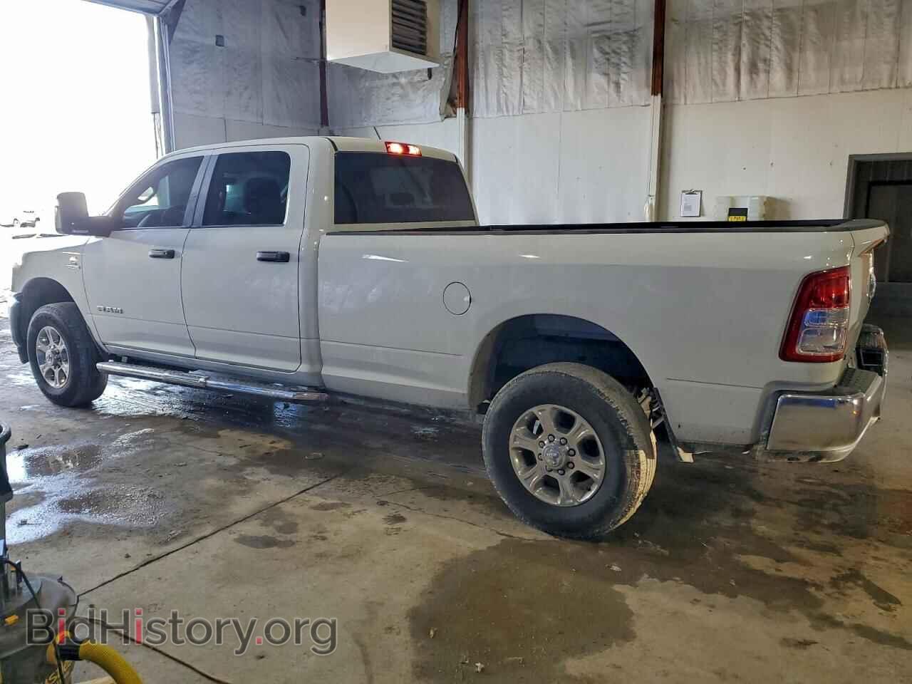 2024 RAM 2500 - VIN: 3C6UR5JLXRG340558 - Фото 2