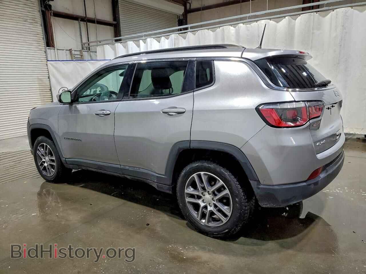 2018 JEEP COMPASS - VIN: 3C4NJDBB2JT142864 - Фото 2