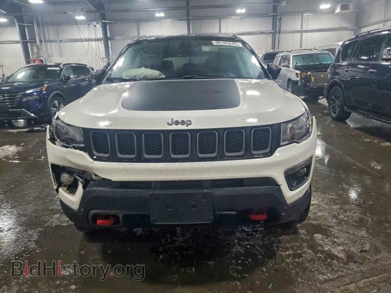 2018 Jeep COMPASS (VIN 3C4NJDDB2JT210674) — фото 5 из 14