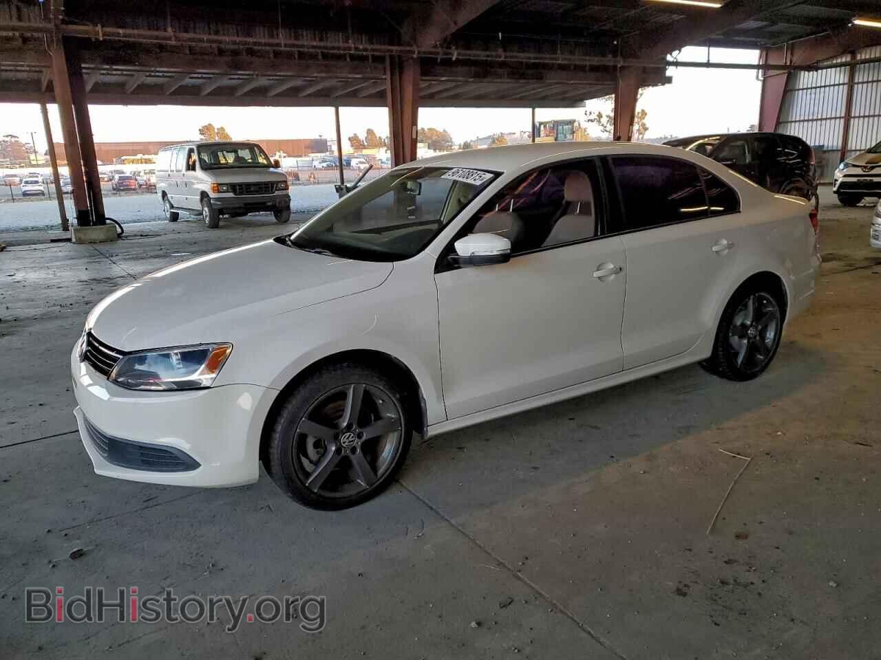 Photo 3VWDZ7AJ3BM341199 - VOLKSWAGEN JETTA 2011