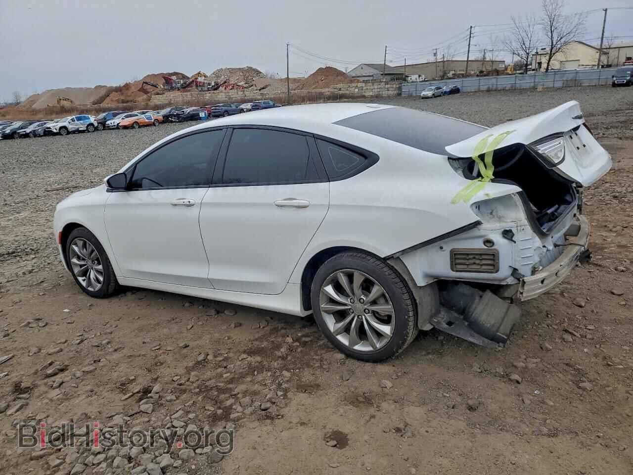 2016 CHRYSLER 200 - VIN: 1C3CCCBB0GN172891 - Photo 2