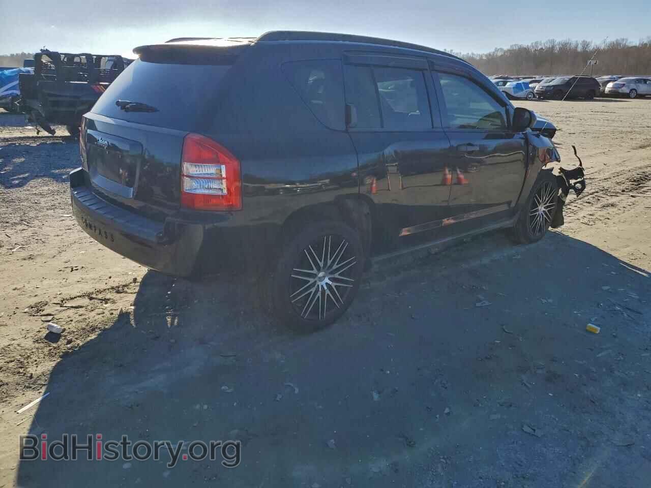 2007 JEEP COMPASS - VIN: 1J8FF47W37D170732 - Photo 3
