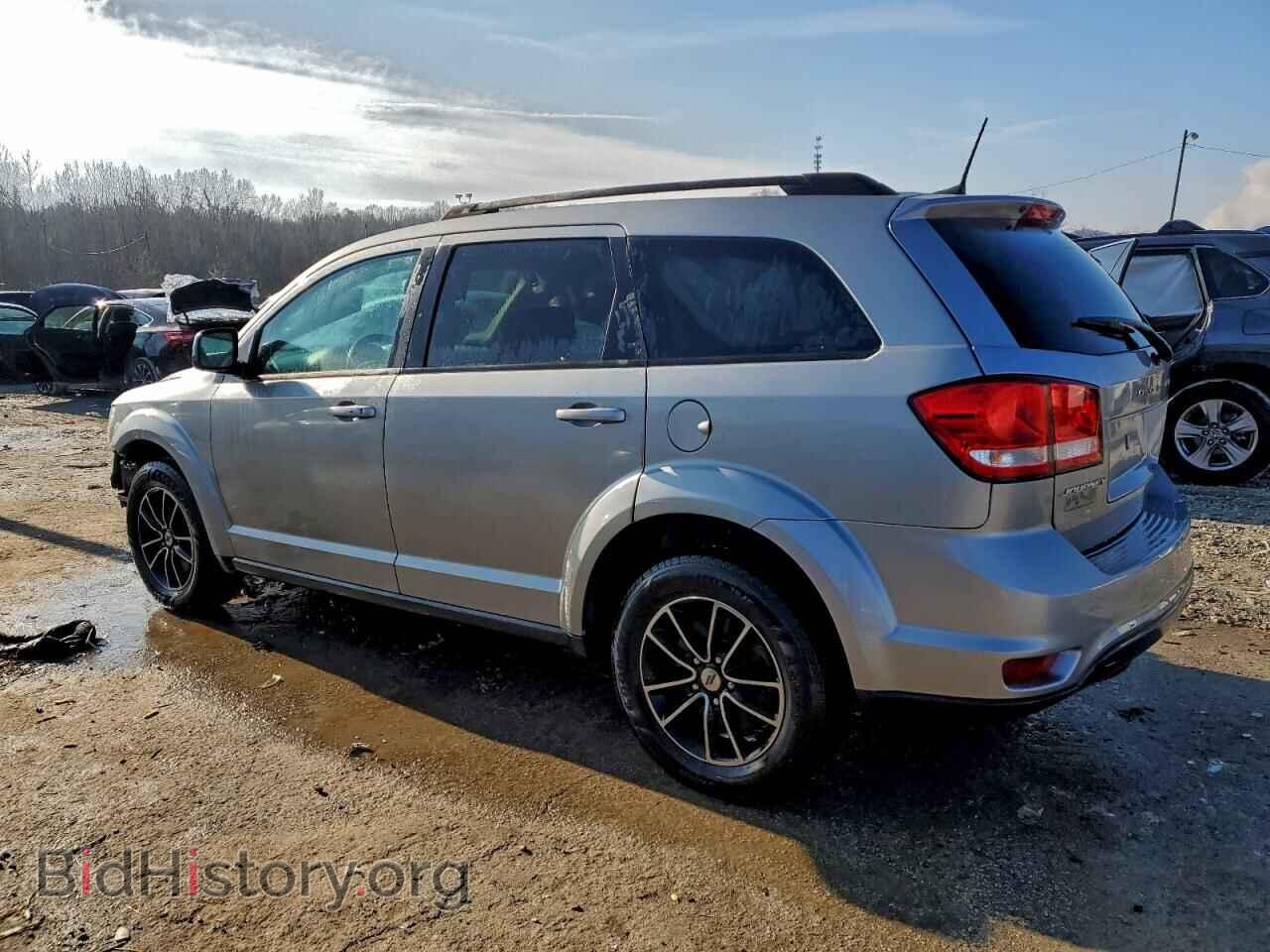 2019 DODGE JOURNEY - VIN: 3C4PDCBB0KT718706 - Фото 2