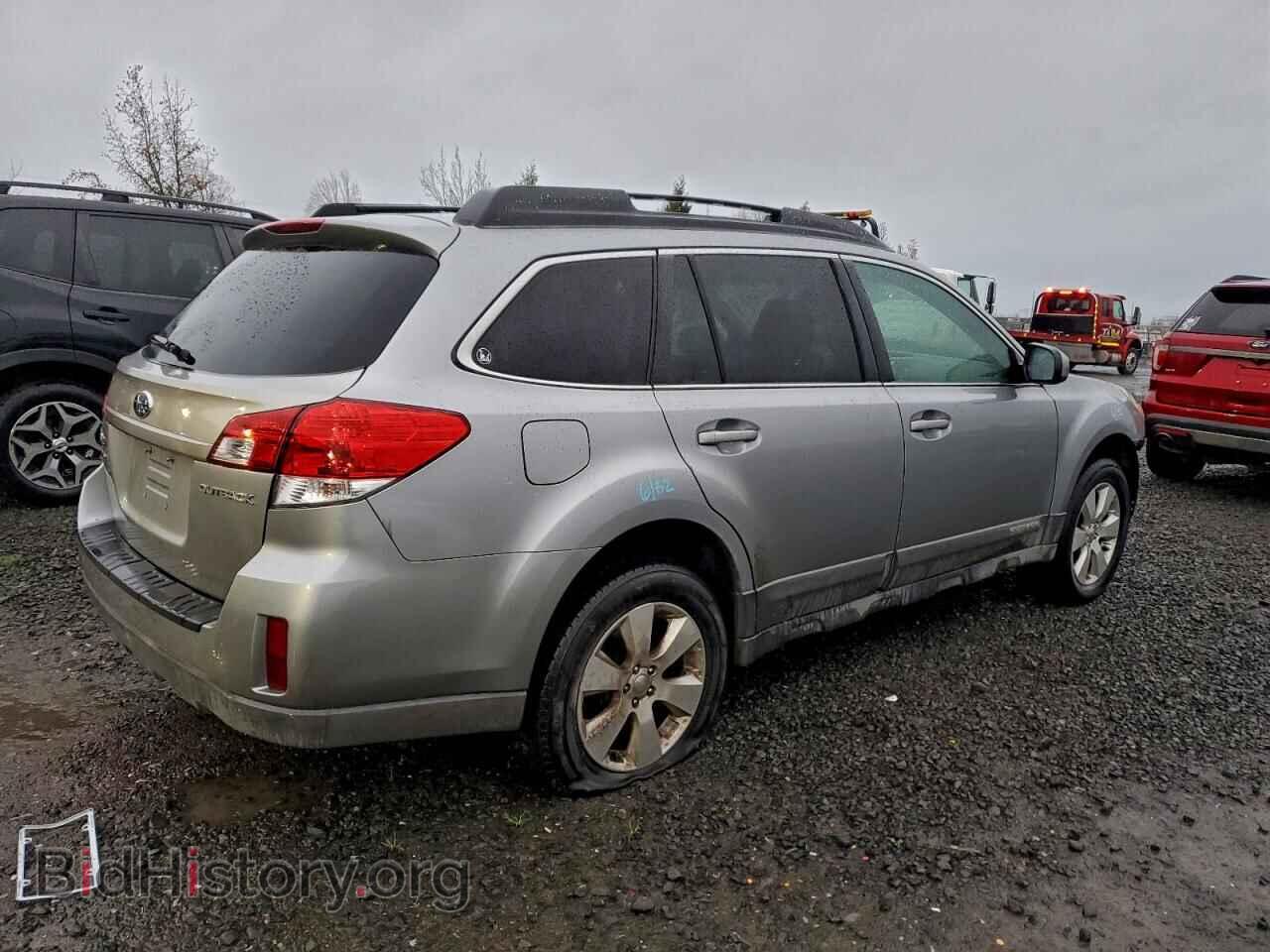 2011 SUBARU OUTBACK - VIN: 4S4BRCGC4B3433429 - Фото 3