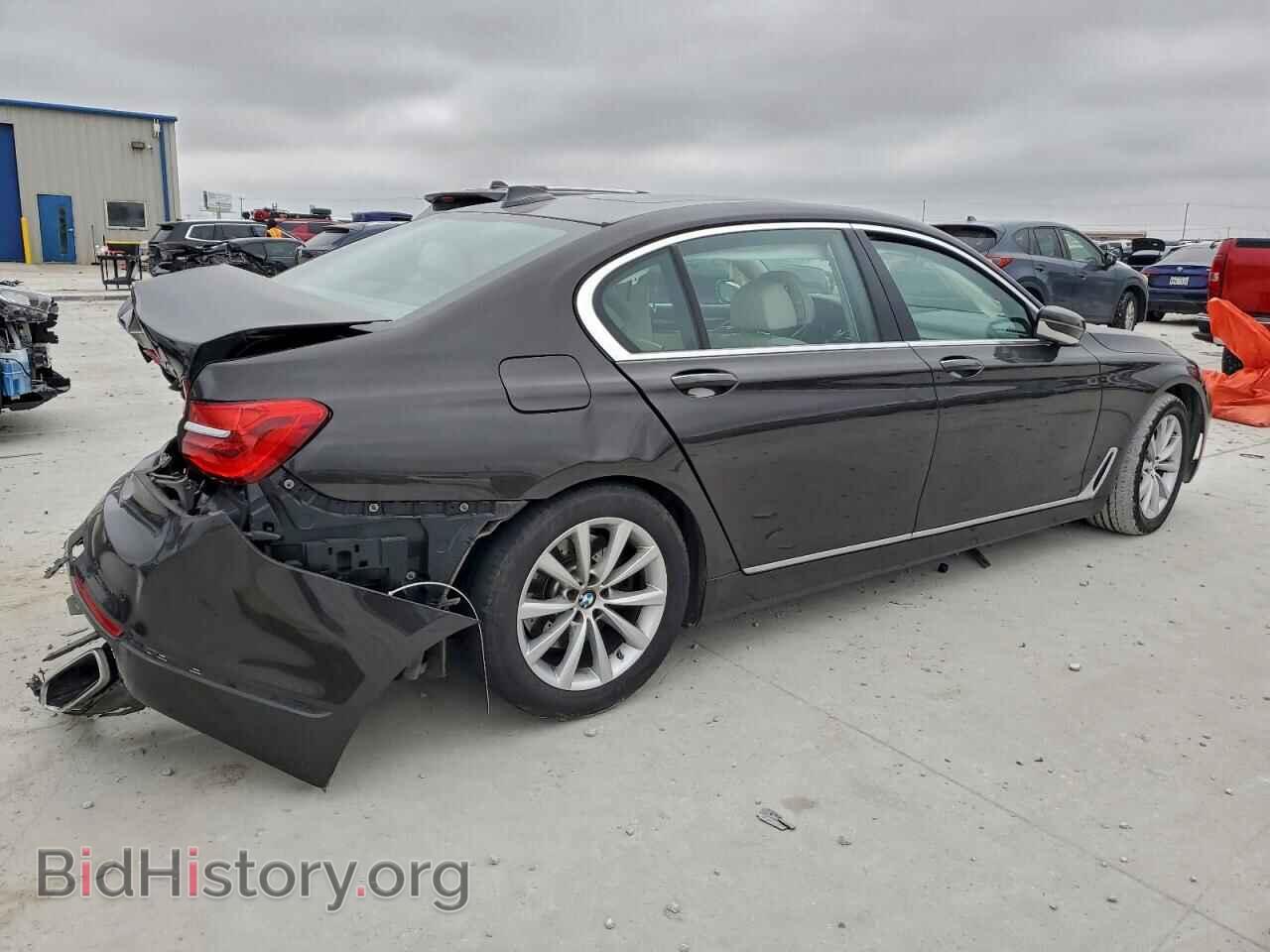 2016 BMW 7 SERIES - VIN: WBA7E2C52GG504504 - Фото 3