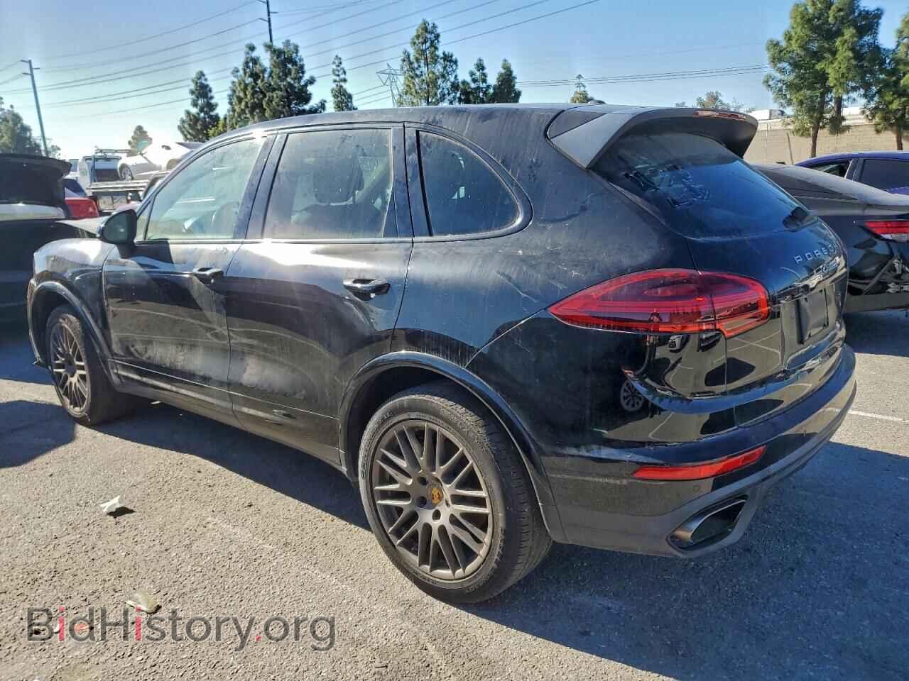 2017 PORSCHE CAYENNE - VIN: WP1AA2A24HKA85534 - Фото 2