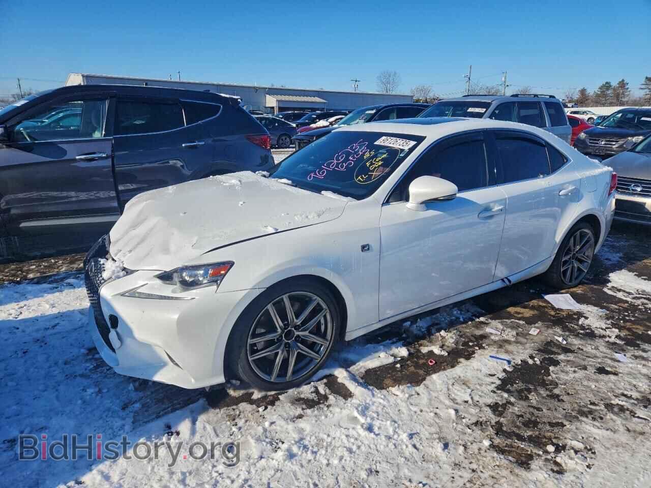 Фотография JTHBE1D21F5015418 - LEXUS IS 2015
