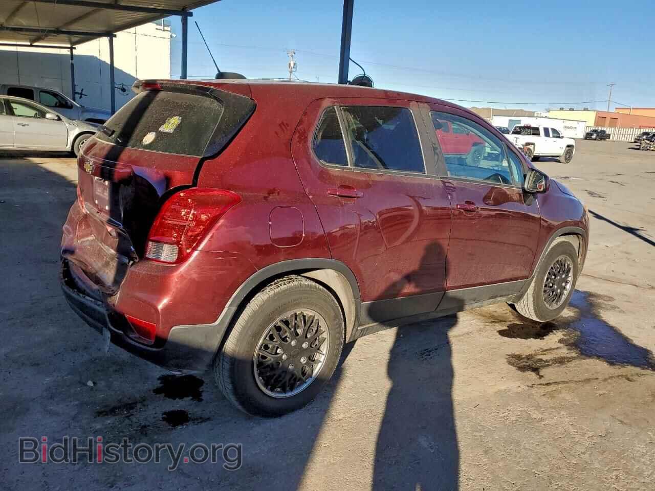 2017 CHEVROLET TRAX - VIN: 3GNCJKSB7HL272913 - Фото 3
