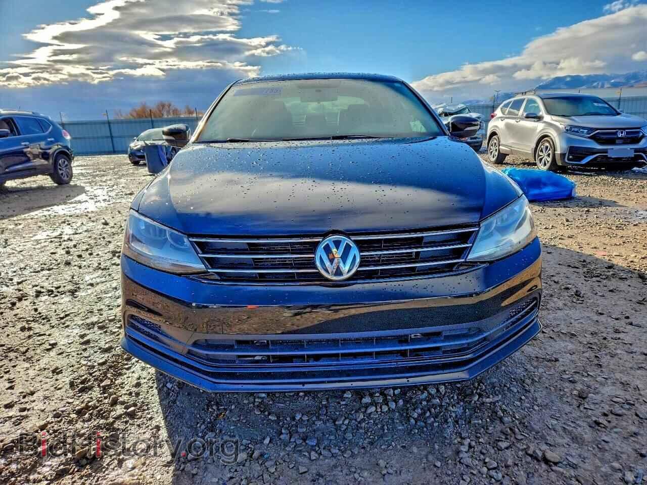2017 VOLKSWAGEN JETTA - VIN: 3VWDB7AJ0HM201592 - Фото 5