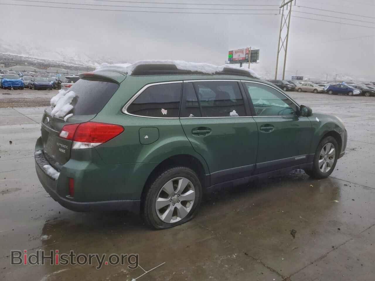 2011 SUBARU OUTBACK - VIN: 4S4BRBKC2B3418607 - Photo 3