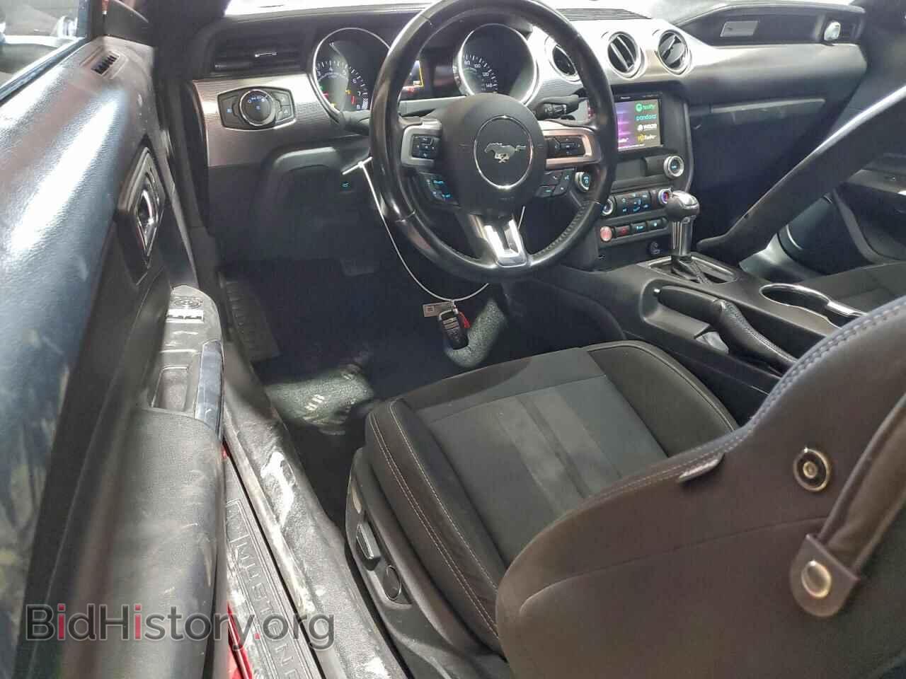 2019 FORD MUSTANG - VIN: 1FA6P8CF8K5119351 - Фото 8