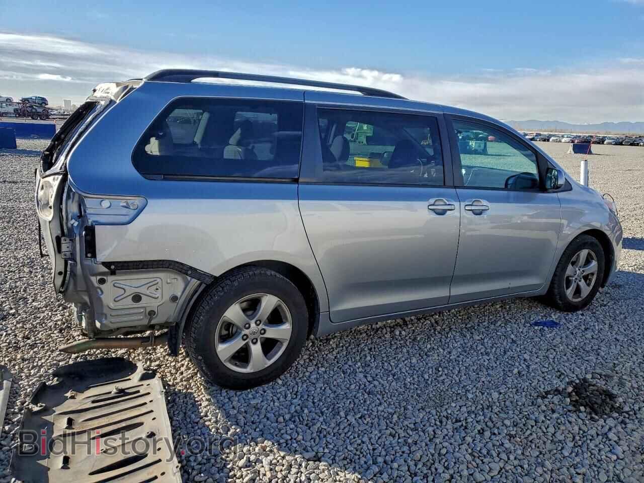 2017 TOYOTA All Models - VIN: 5TDKZ3DC9HS822227 - Фото 3