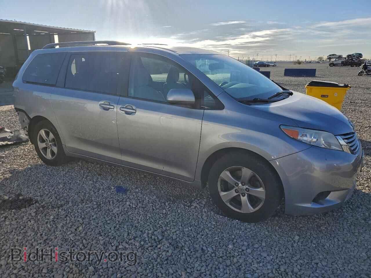 2017 TOYOTA All Models - VIN: 5TDKZ3DC9HS822227 - Фото 4