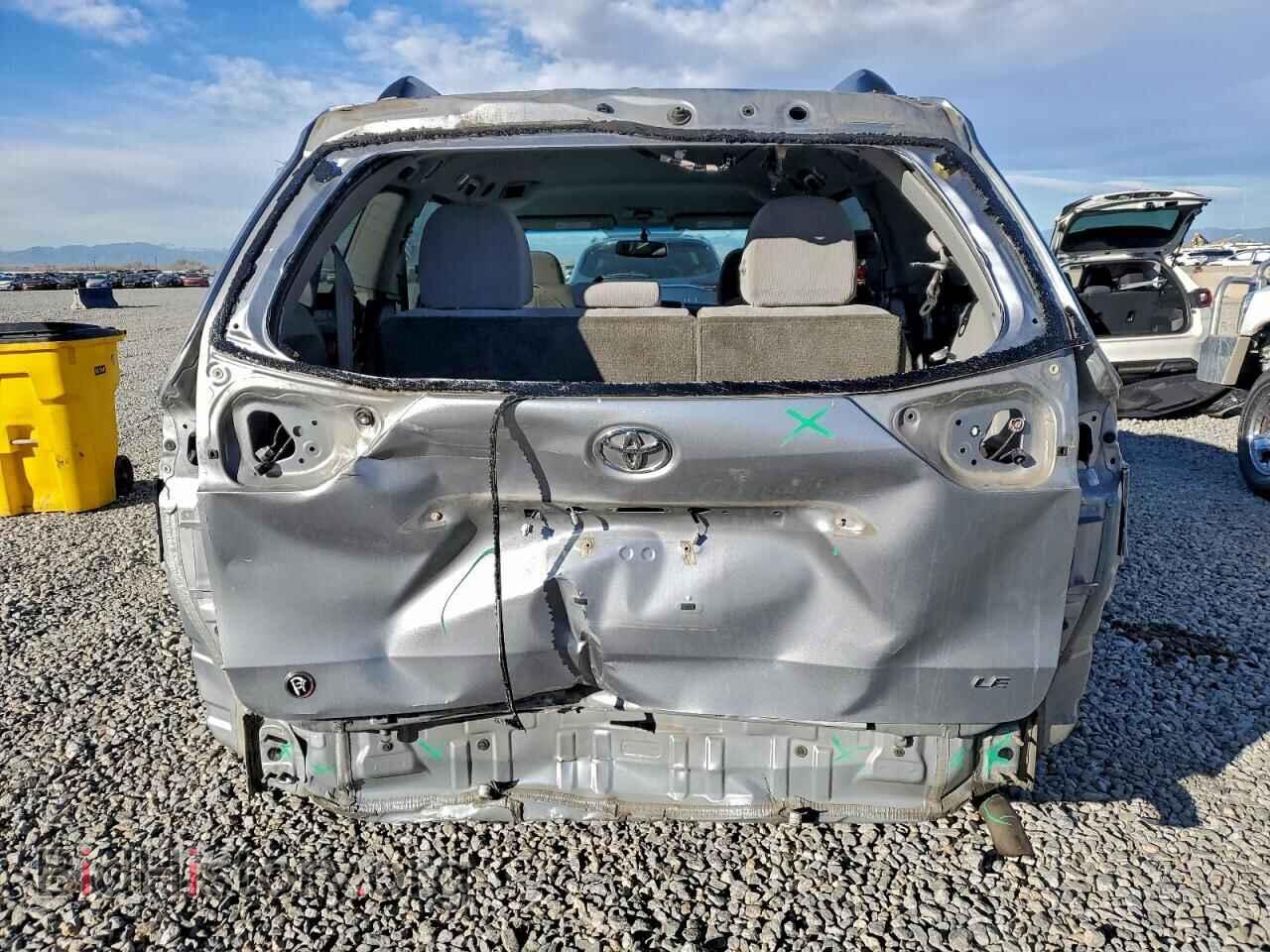 2017 TOYOTA All Models - VIN: 5TDKZ3DC9HS822227 - Фото 6