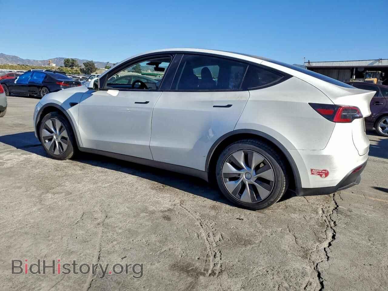 2023 TESLA MODEL Y - VIN: 7SAYGAEE9PF757700 - Фото 2
