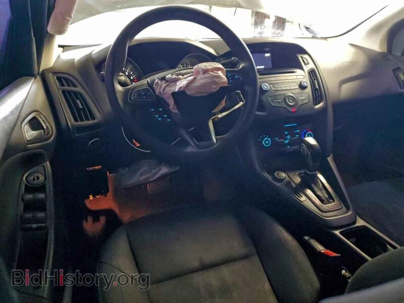 2016 Ford FOCUS (VIN 1FADP3K21GL316812) — фото 8 из 15