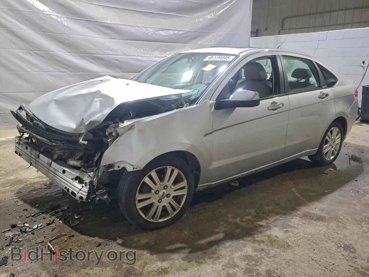 Photo 1FAHP3HN3BW172416 - FORD FOCUS 2011