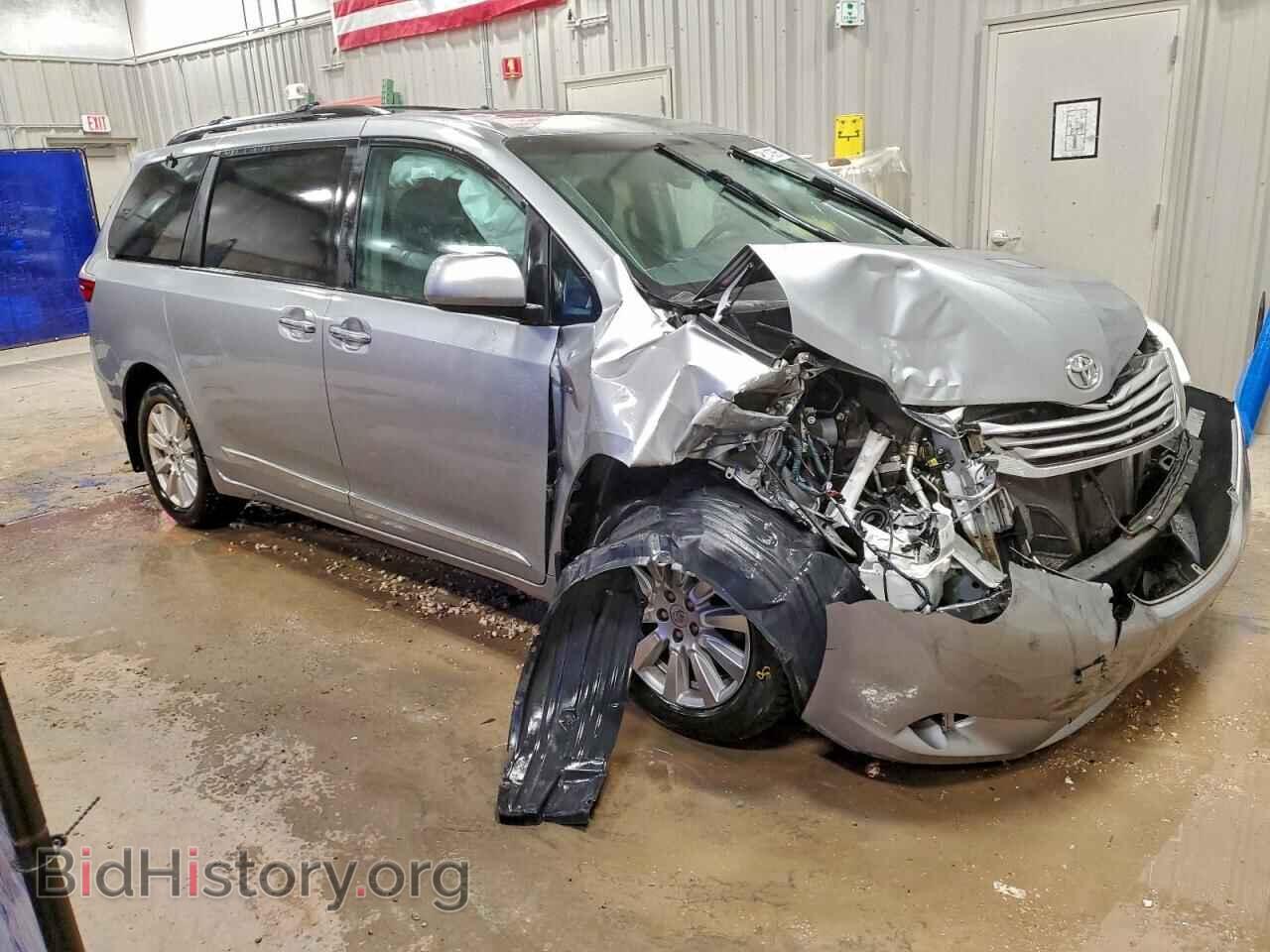 2017 TOYOTA All Models - VIN: 5TDDZ3DC3HS166048 - Фото 4