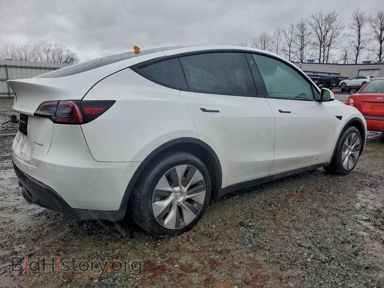 2023 TESLA MODEL Y - VIN: 7SAYGDEE2PF647072 - Фото 3