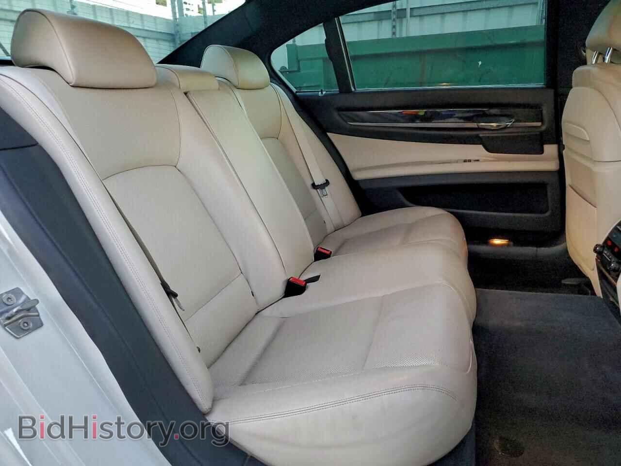 2014 BMW 7 SERIES - VIN: WBAYE8C53ED135013 - Фото 10