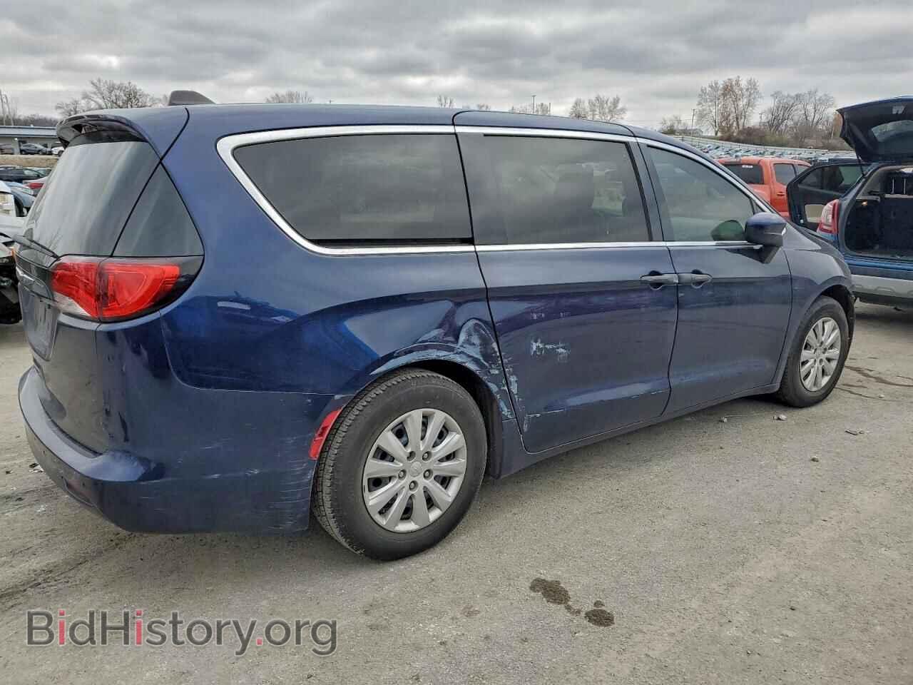 2018 CHRYSLER PACIFICA - VIN: 2C4RC1AG2JR355856 - Фото 3