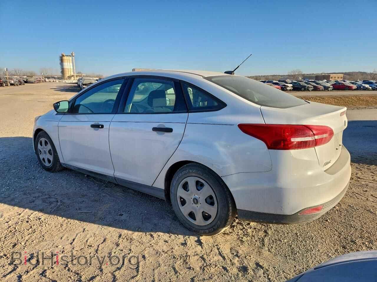 2016 FORD FOCUS - VIN: 1FADP3E24GL264555 - Фото 2