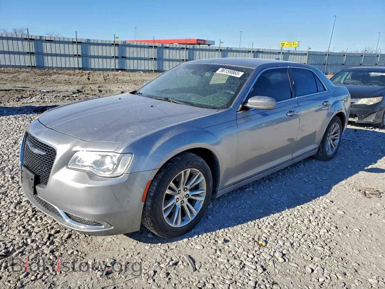 Фотография 2C3CCAAG4HH576997 - CHRYSLER 300 2017