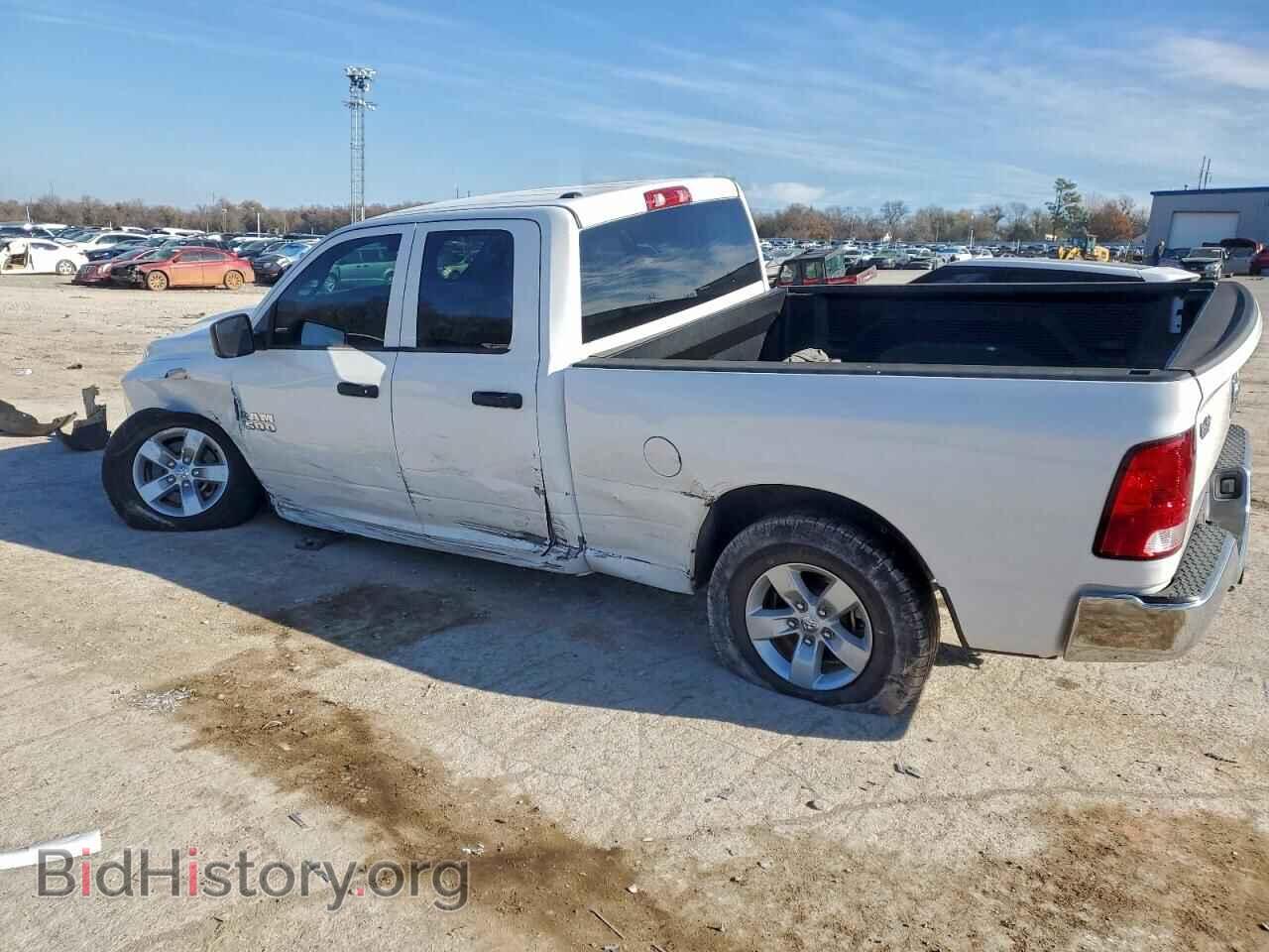 2018 RAM 1500 - VIN: 1C6RR7FG5JS307817 - Фото 2