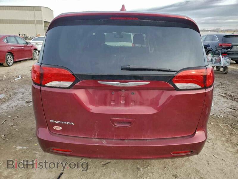 2017 Chrysler PACIFICA (VIN 2C4RC1CG6HR594172) — photo 6 of 13