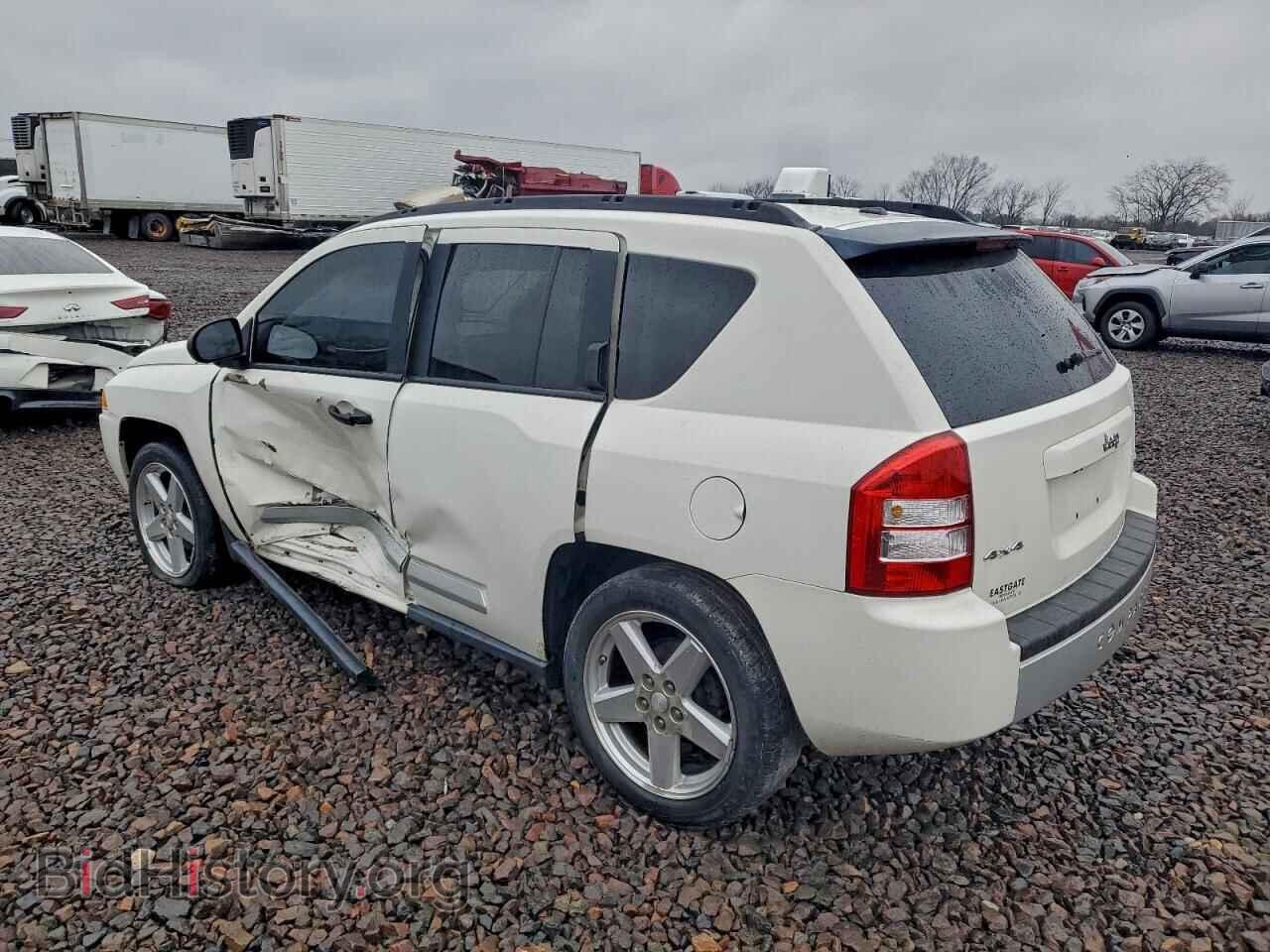 2008 JEEP COMPASS - VIN: 1J8FF57W88D714567 - Фото 2