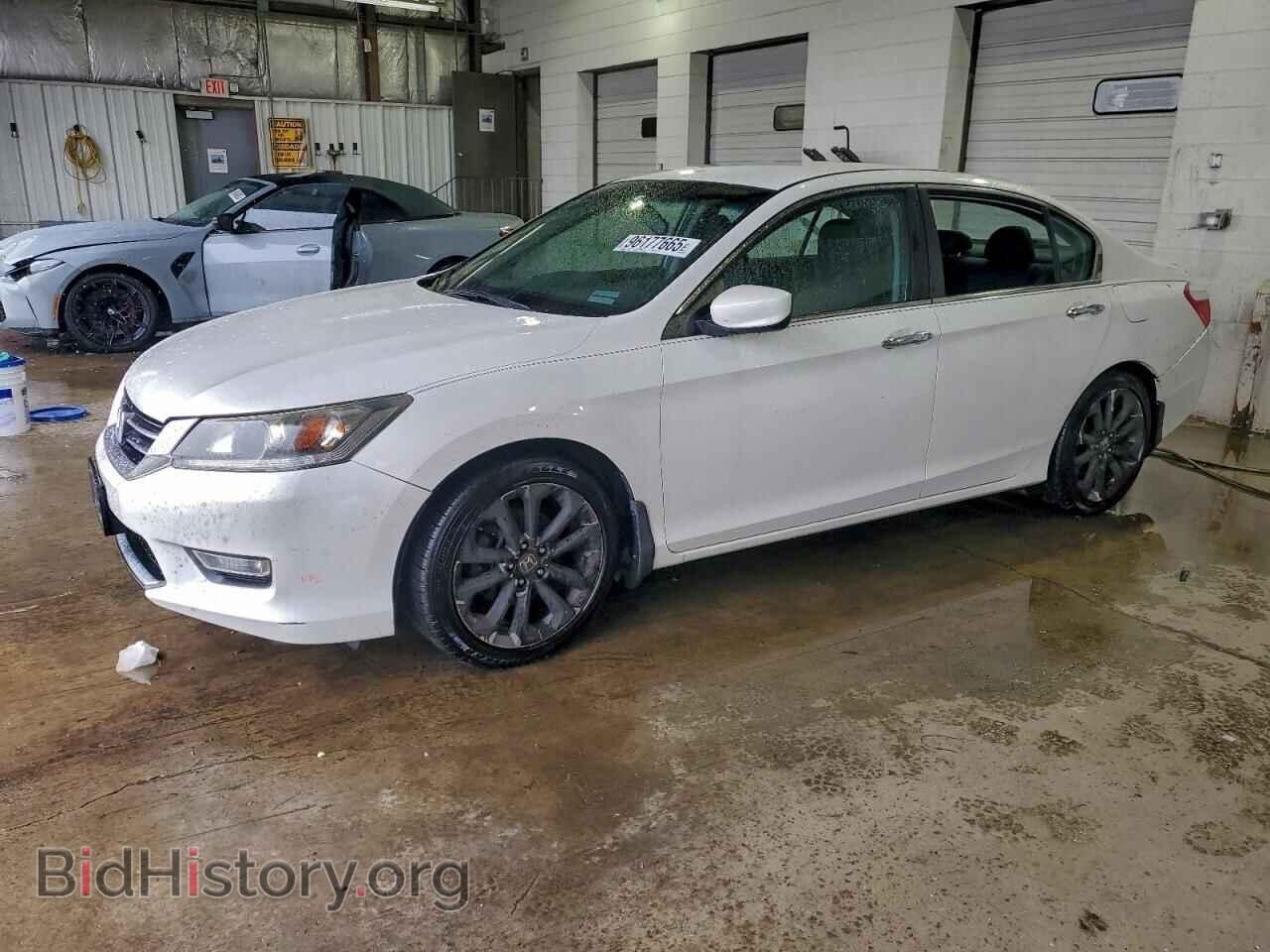 Photo 1HGCR2F55DA024247 - HONDA ACCORD 2013