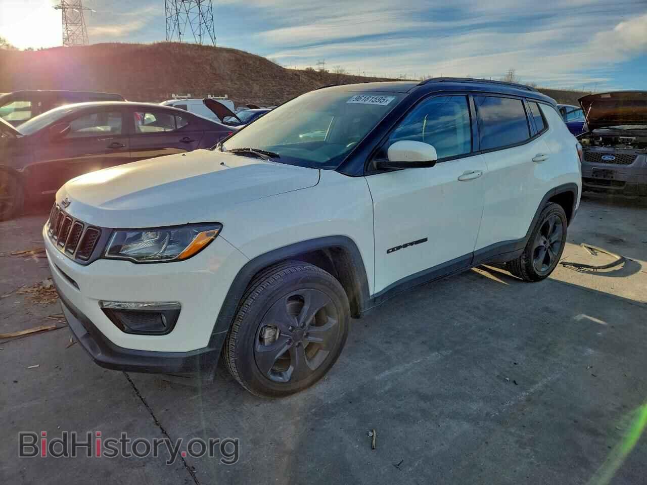 Фотография 3C4NJDBB2MT586539 - JEEP COMPASS 2021