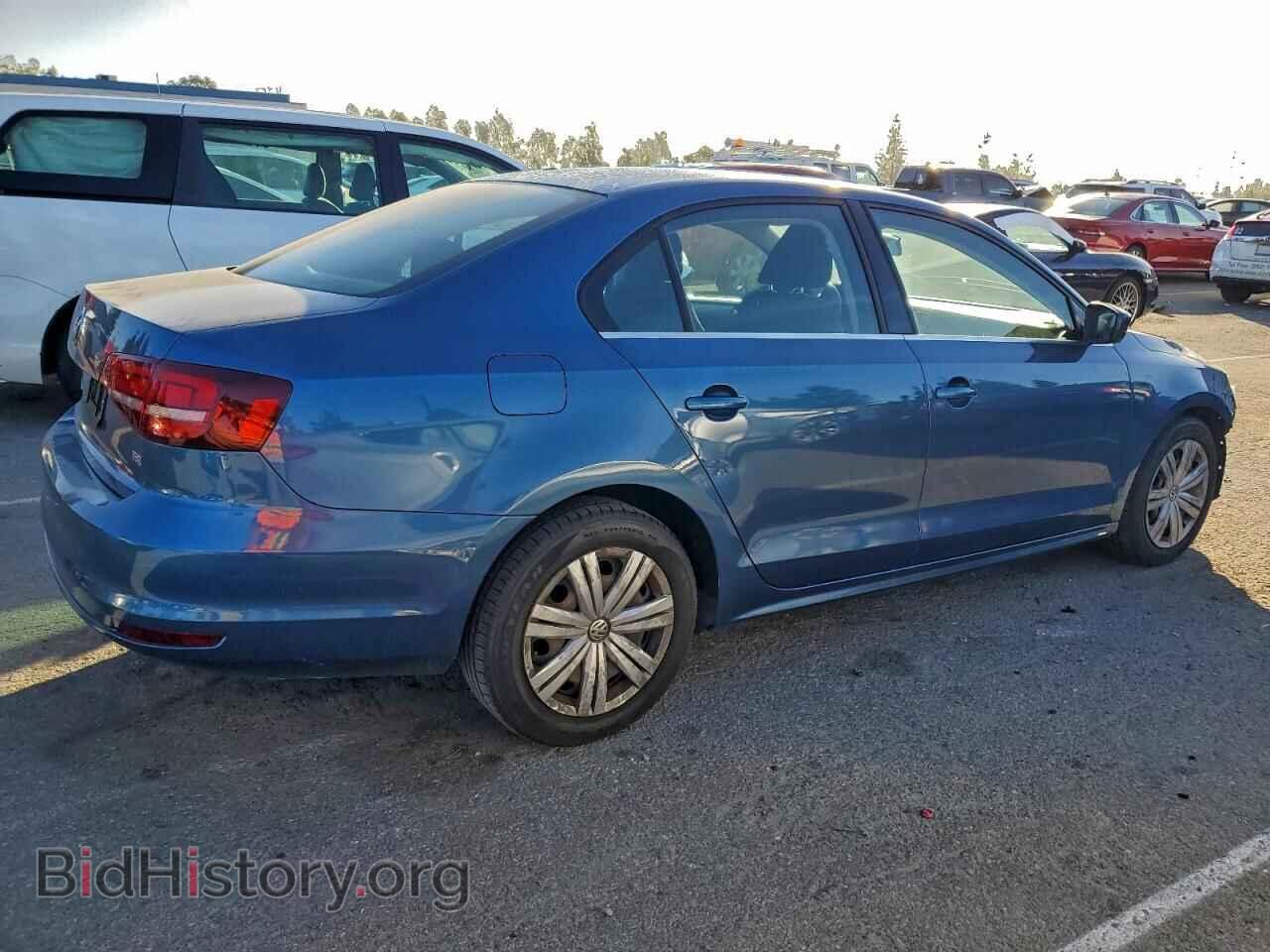 2017 VOLKSWAGEN JETTA - VIN: 3VW2B7AJ3HM384591 - Фото 3