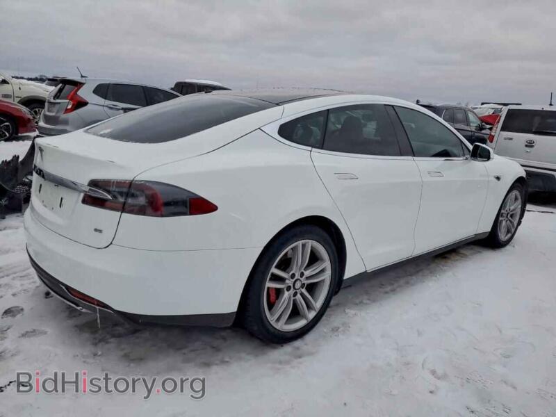 2013 Tesla MODEL S (VIN 5YJSA1CN7DFP26464) — фото 3 из 13