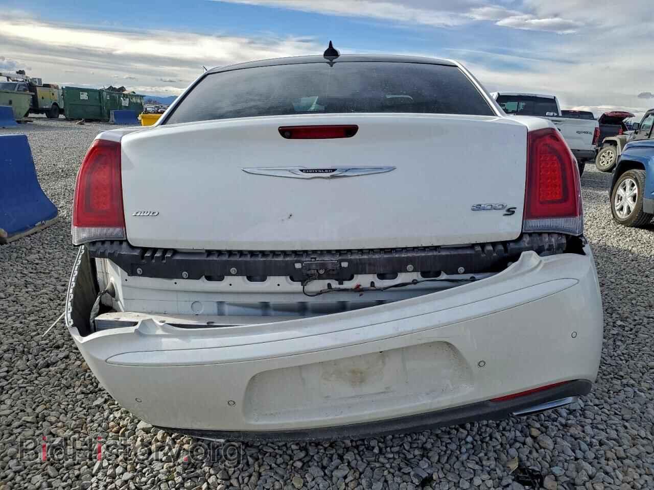2015 CHRYSLER 300 - VIN: 2C3CCAGG0FH787456 - Фото 6