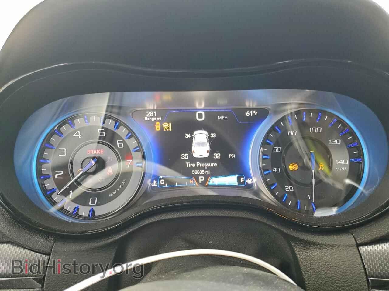 2015 CHRYSLER 300 - VIN: 2C3CCAGG0FH787456 - Фото 9