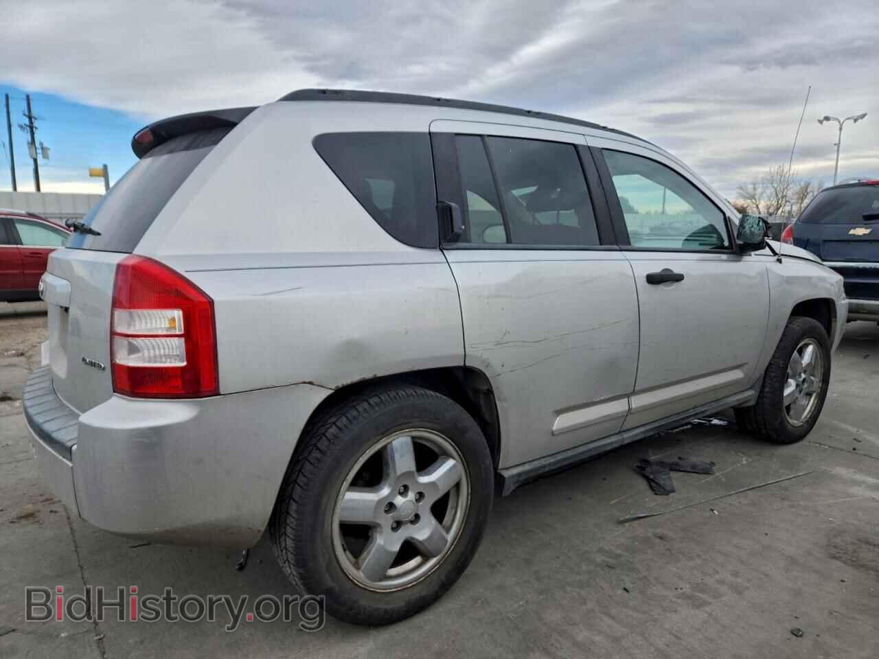 2007 JEEP COMPASS - VIN: 1J8FF57W57D365155 - Photo 3