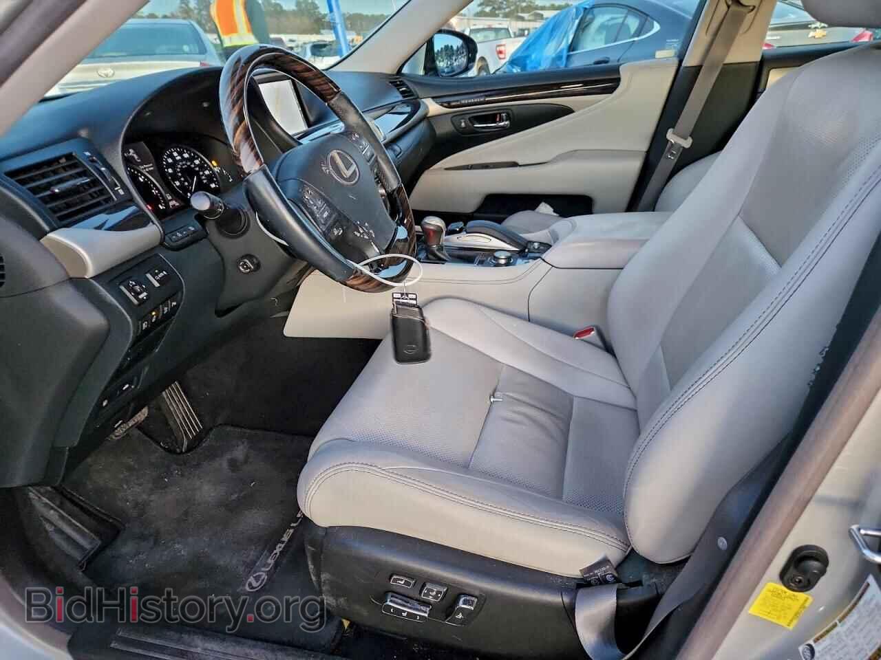 2017 LEXUS LS460 - VIN: JTHBL5EF6H5147088 - Фото 7