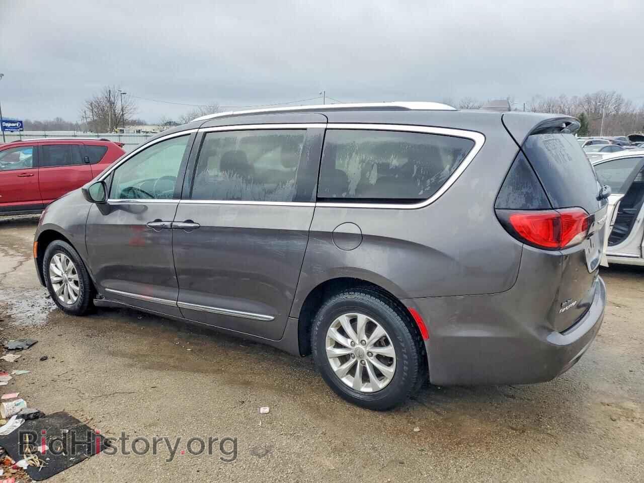 2019 CHRYSLER PACIFICA - VIN: 2C4RC1BG5KR627025 - Photo 2