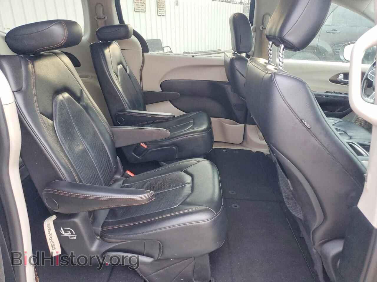 2019 CHRYSLER PACIFICA - VIN: 2C4RC1BG5KR627025 - Photo 11