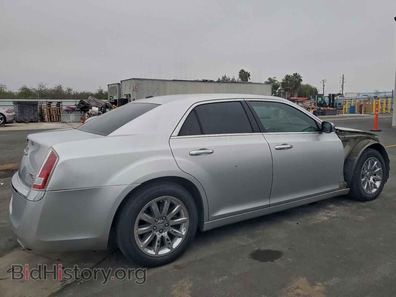 2012 CHRYSLER 300 - VIN: 2C3CCAETXCH250735 - Фото 3