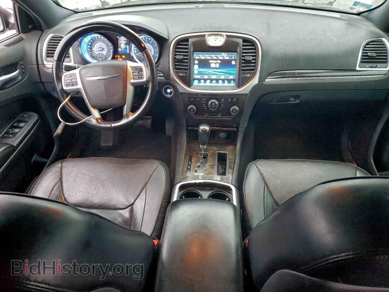 2012 CHRYSLER 300 - VIN: 2C3CCAETXCH250735 - Фото 8