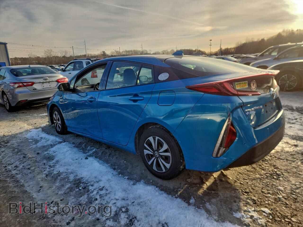 2017 TOYOTA PRIUS - VIN: JTDKARFP6H3058638 - Фото 2