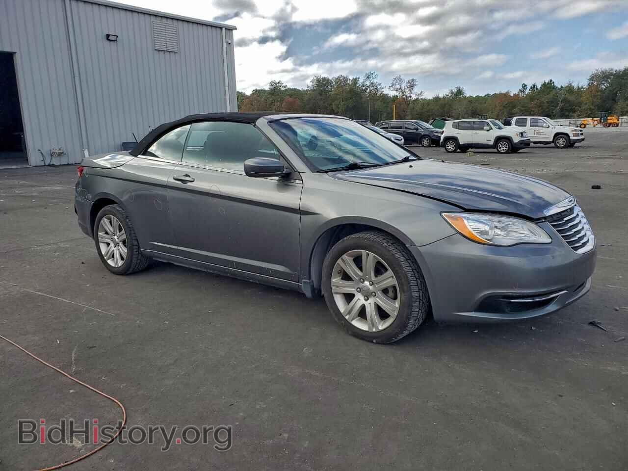 2013 CHRYSLER 200 - VIN: 1C3BCBEB5DN547400 - Photo 4