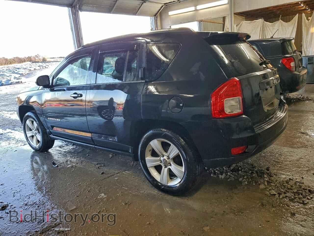 2011 JEEP COMPASS - VIN: 1J4NT1FA3BD219799 - Фото 2