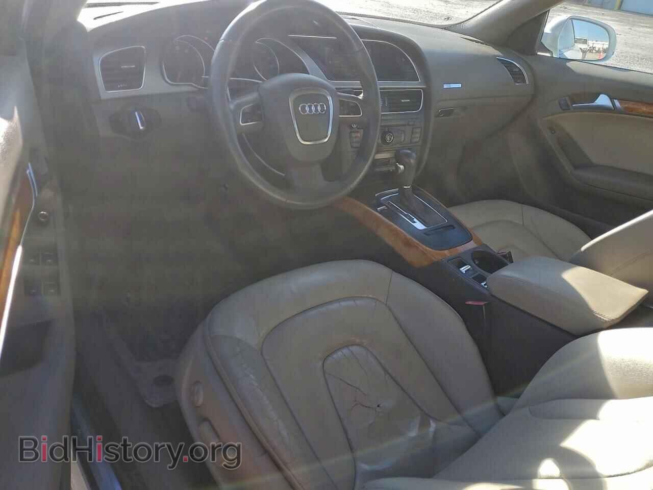 2010 AUDI A5 - VIN: WAUJFAFH7AN012217 - Фото 8