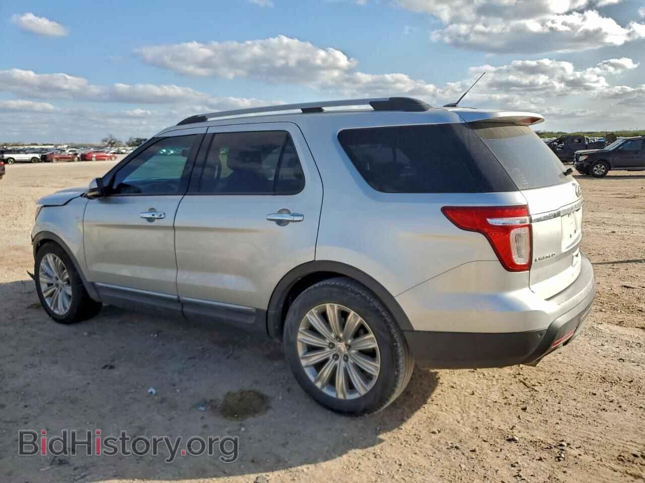 2011 FORD EXPLORER - VIN: 1FMHK7F84BGA64938 - Фото 2