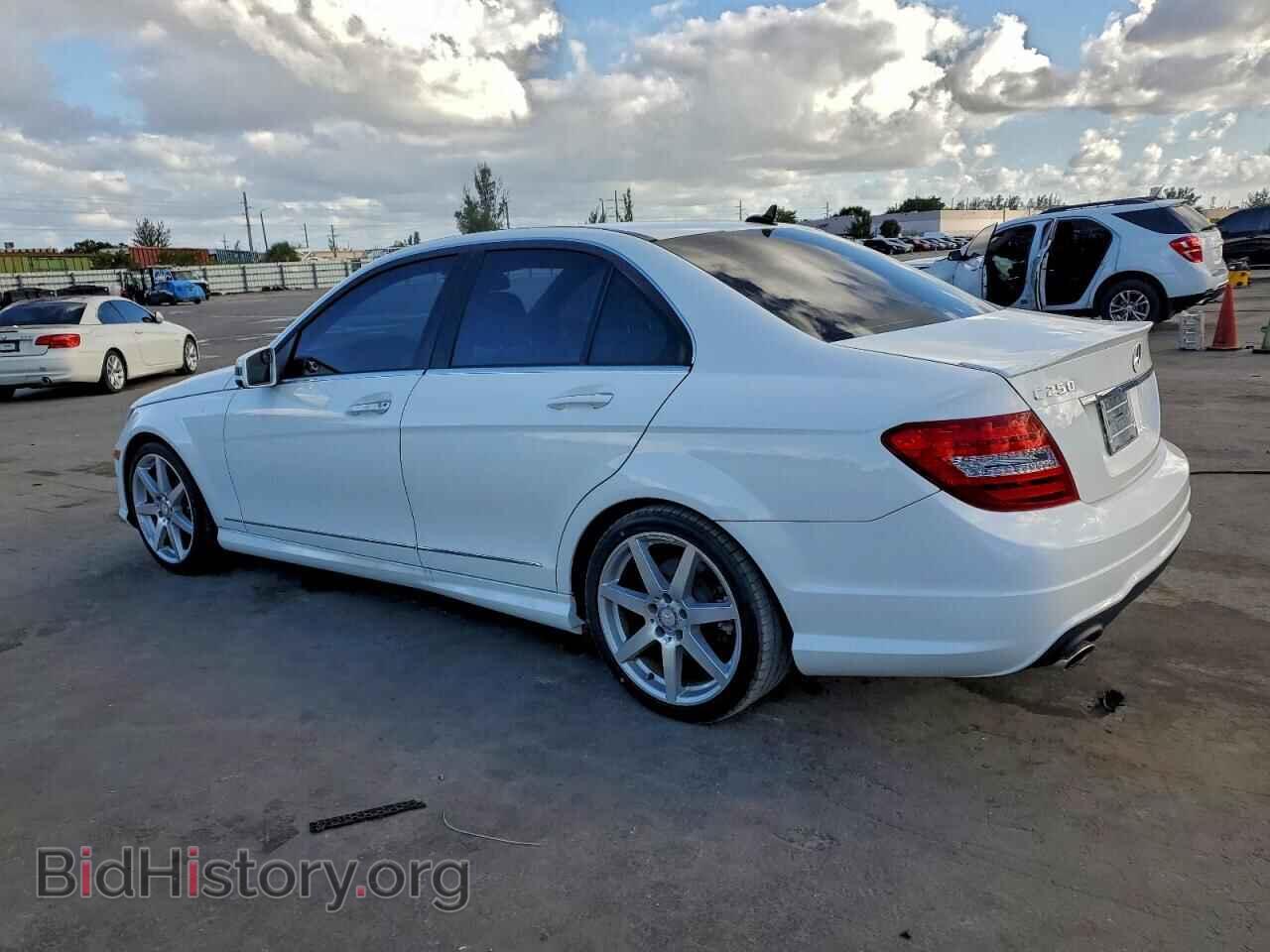 2014 MERCEDES-BENZ C-CLASS - VIN: WDDGF4HB5EA961002 - Фото 2
