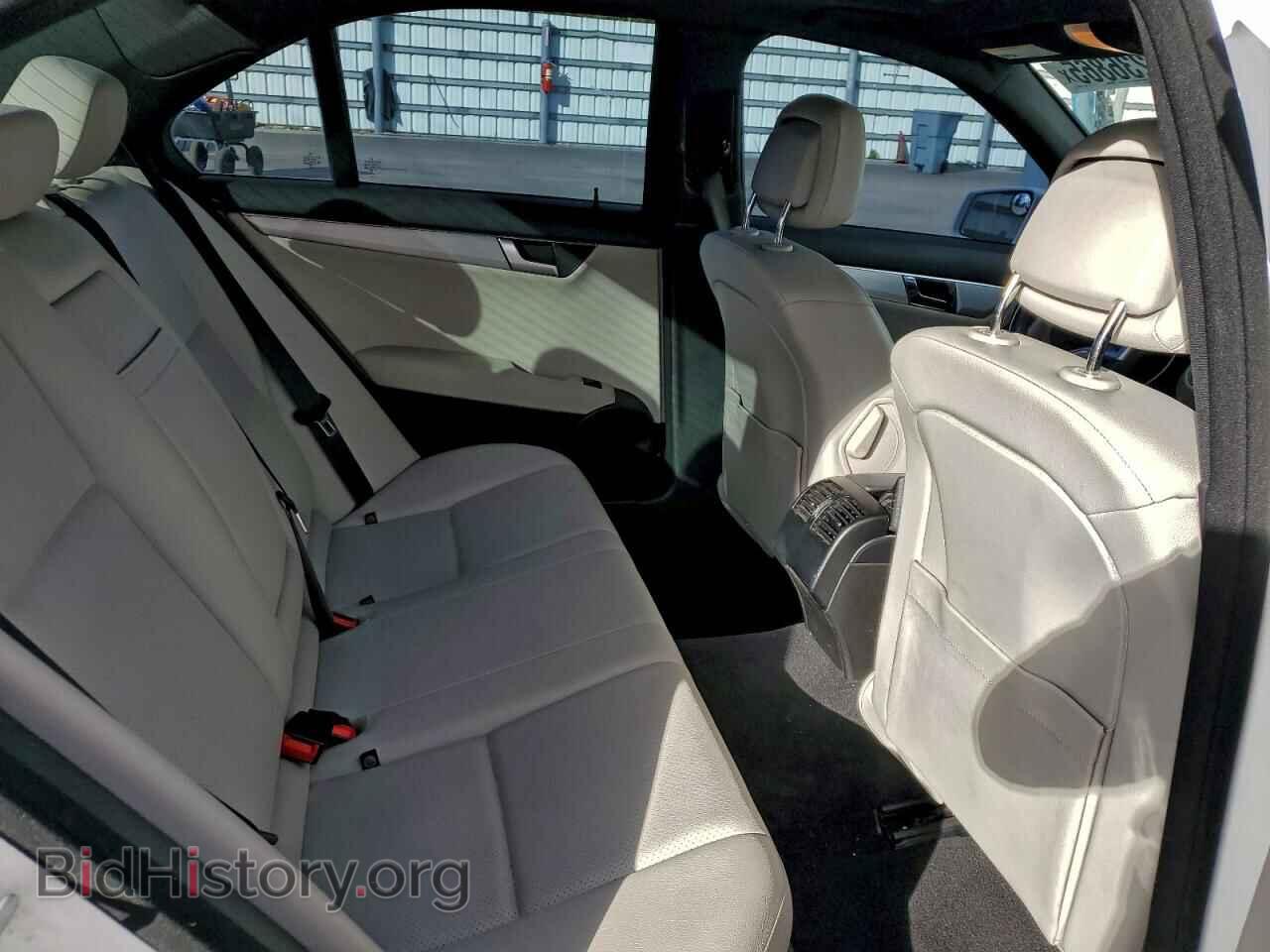 2014 MERCEDES-BENZ C-CLASS - VIN: WDDGF4HB5EA961002 - Фото 10